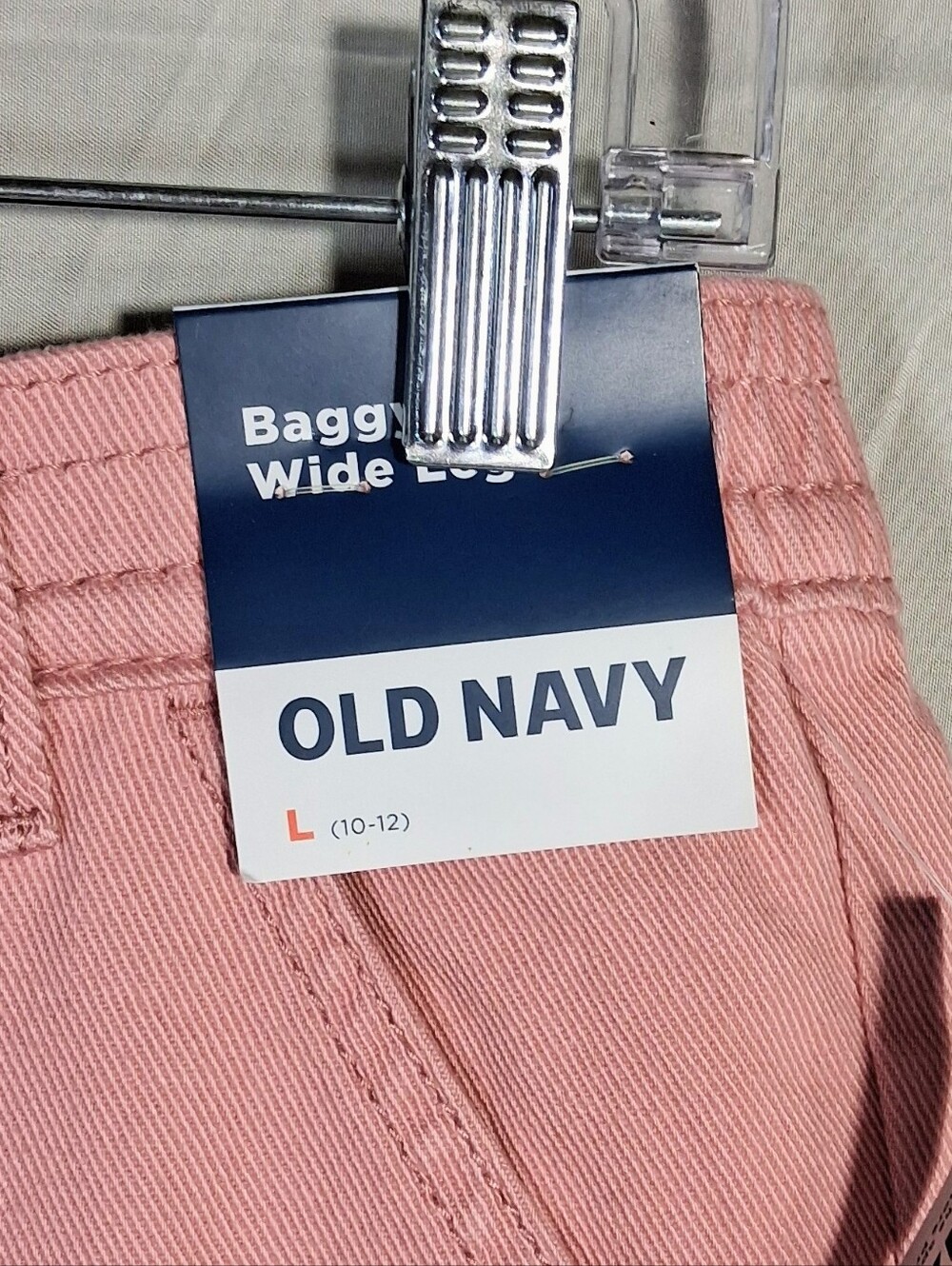 Girl's Old Navy Pink/Rose Size L 10-12 Baggy Barbiecore Cargo Jeans NWT - Picture 2 of 8